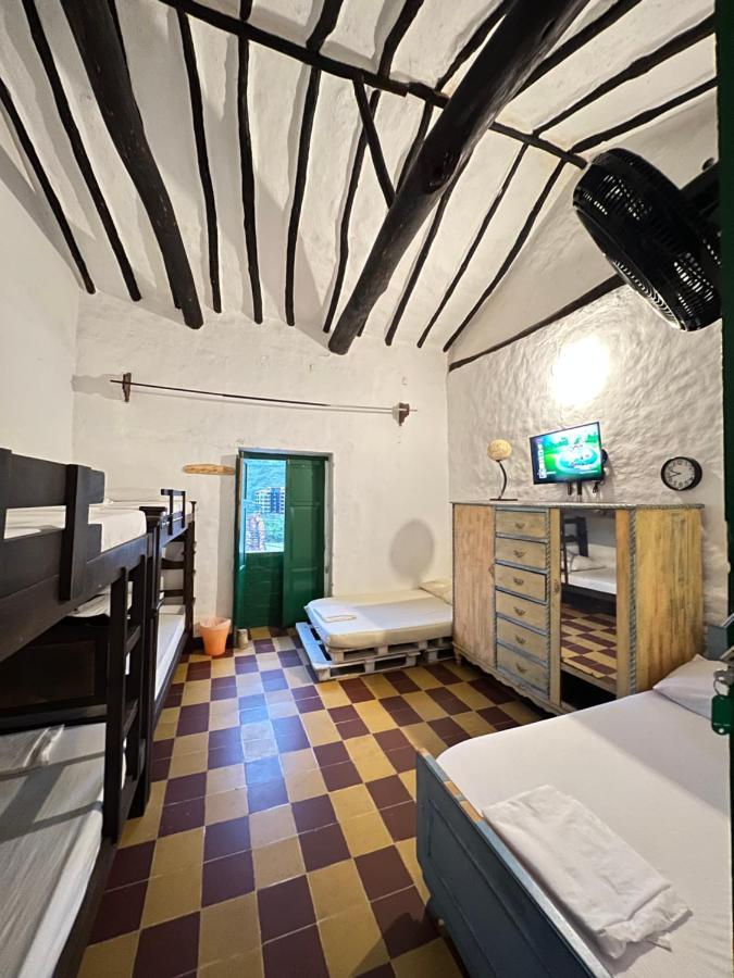 Green Door سان جيل المظهر الخارجي الصورة