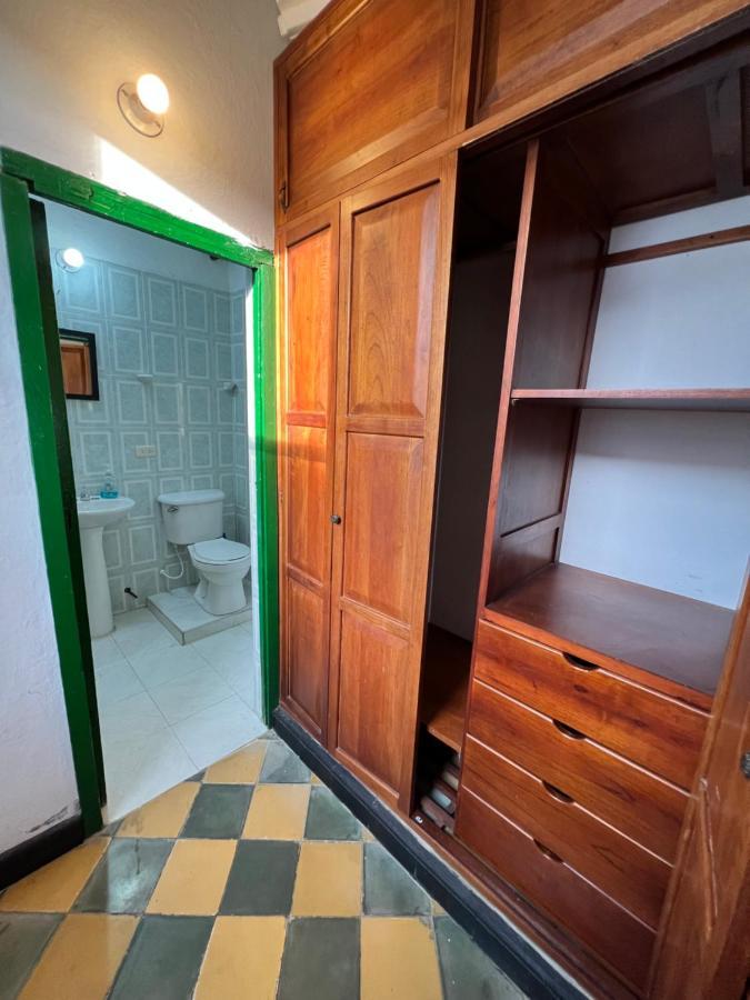 Green Door سان جيل المظهر الخارجي الصورة