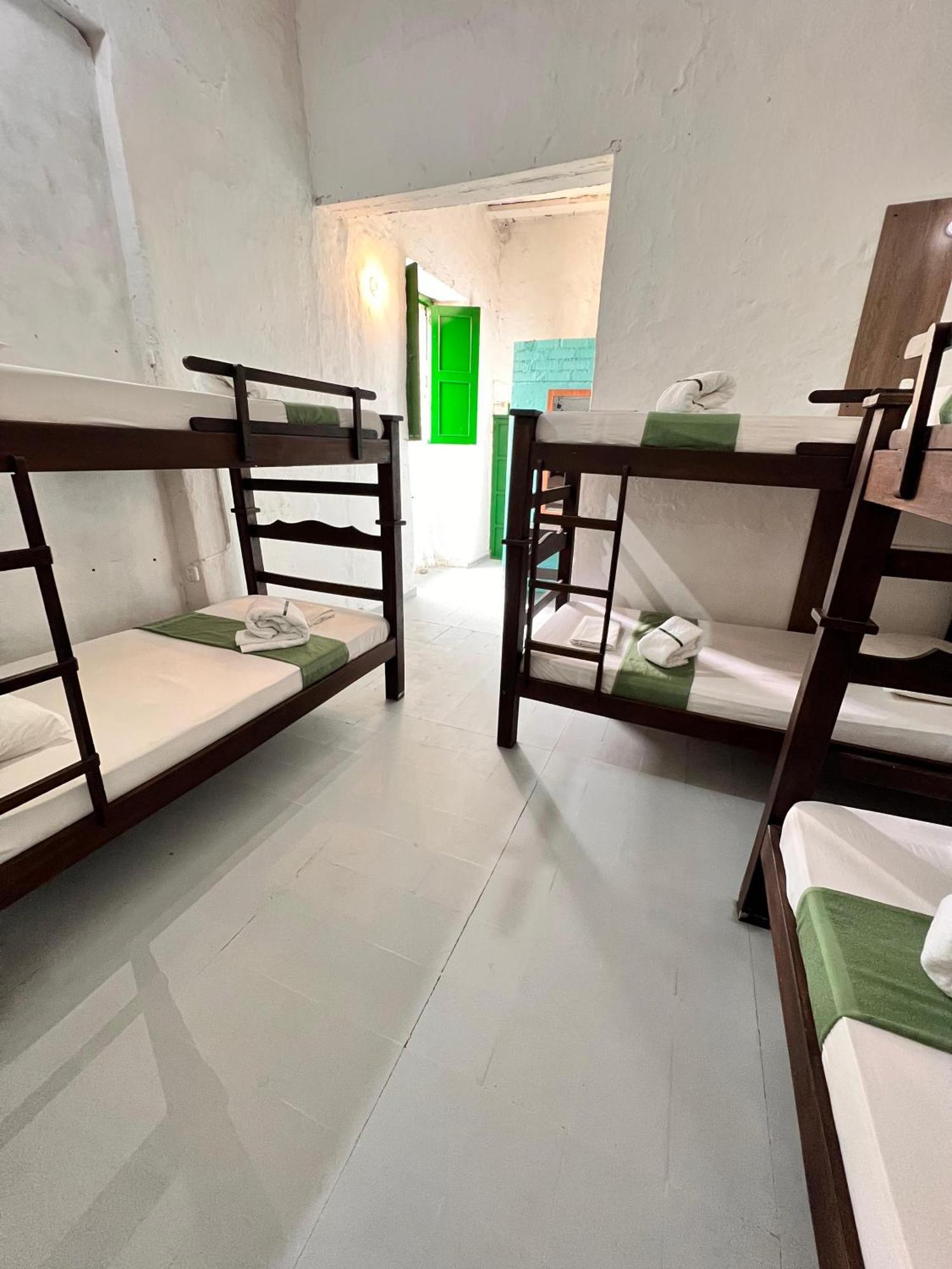 Green Door سان جيل المظهر الخارجي الصورة